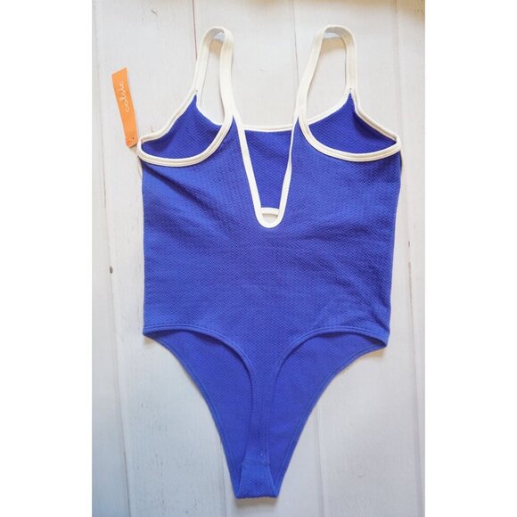 Colsie Women's Stunning Blue Contrast Trim Keyhole Bodysuit - NWT - Picture 7 of 8